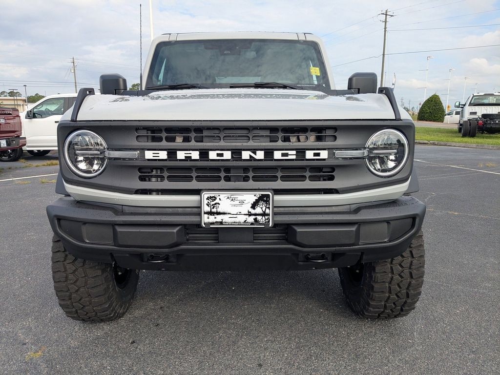 2026 Ford Bronco Big Bend - Avalanche Gray exterior view 9