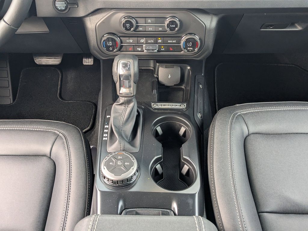 2026 Ford Bronco Big Bend - Avalanche Gray exterior view 18