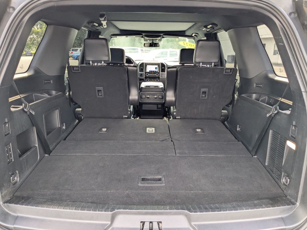 2021 Ford Expedition XLT - Star White Metallic Tri-Coat exterior view 13