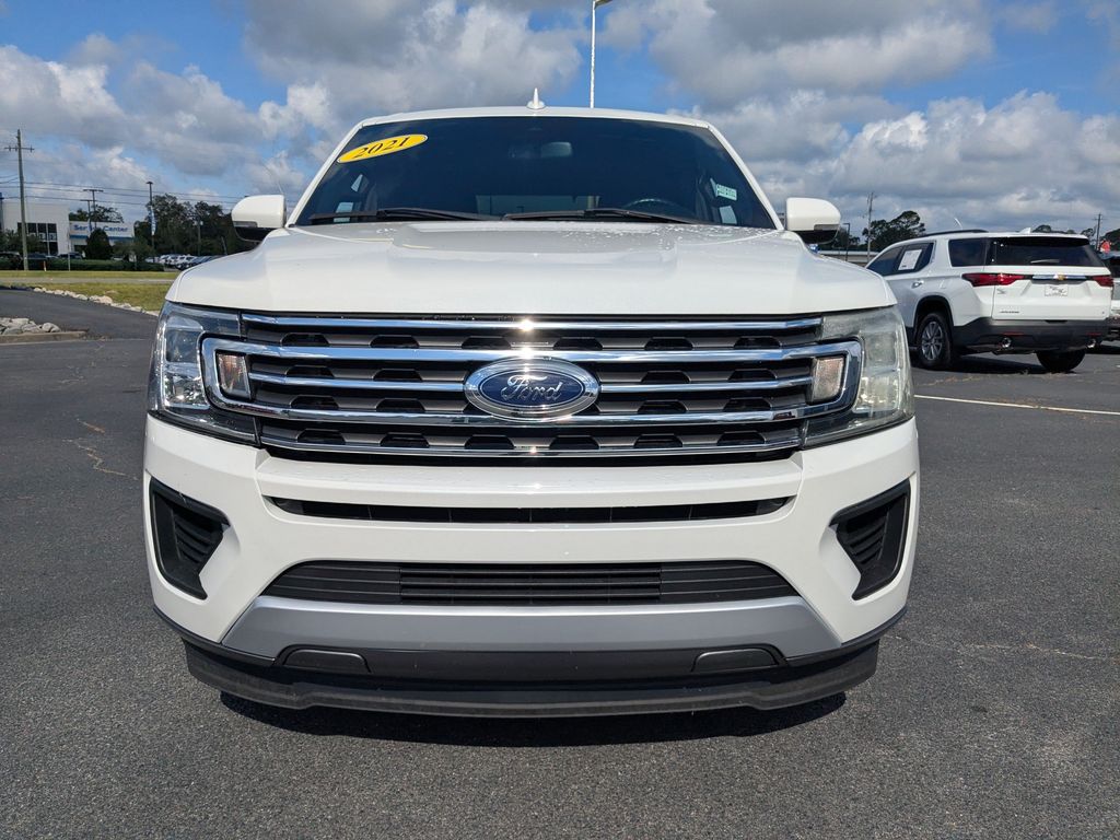 2021 Ford Expedition XLT - Star White Metallic Tri-Coat exterior view 9