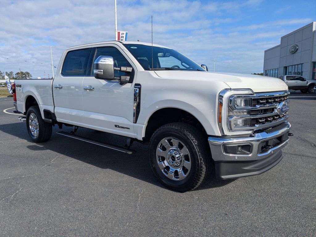 2026 Ford F-250 Super Duty - Star White exterior view 2