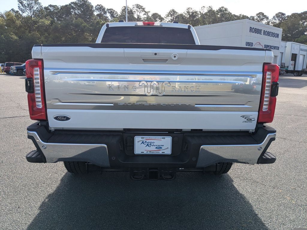 2026 Ford F-250 Super Duty - Star White exterior view 5