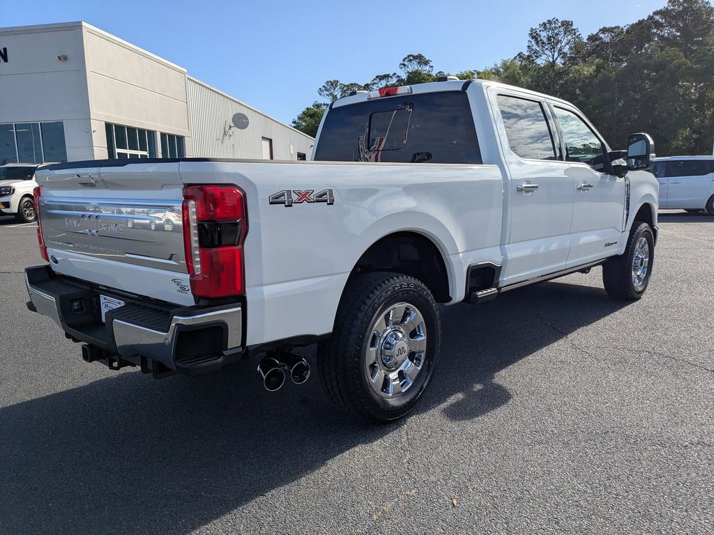 2026 Ford F-250 Super Duty - Star White exterior view 4