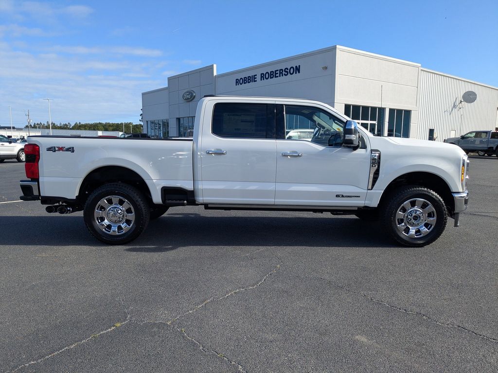 2026 Ford F-250 Super Duty - Star White exterior view 3