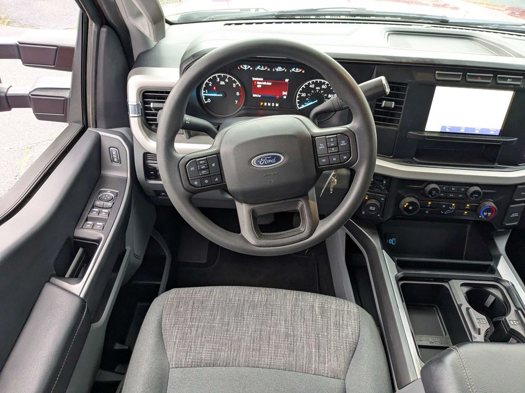 2023 Ford F-250 Super Duty - Rapid Red Metallic Tinted Clearcoat exterior view 16