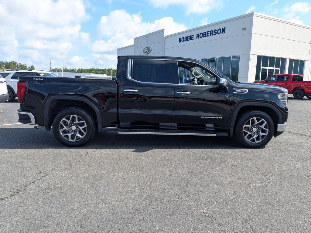 2024 GMC Sierra 1500 - Onyx Black exterior view 3