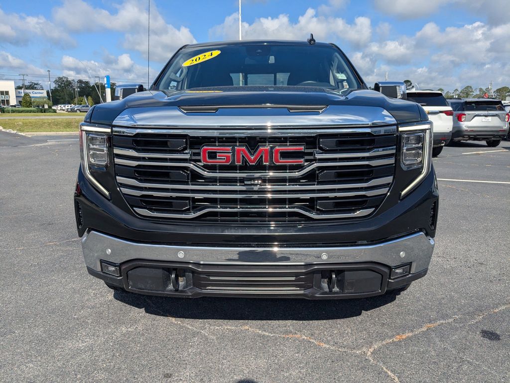2024 GMC Sierra 1500 - Onyx Black exterior view 9