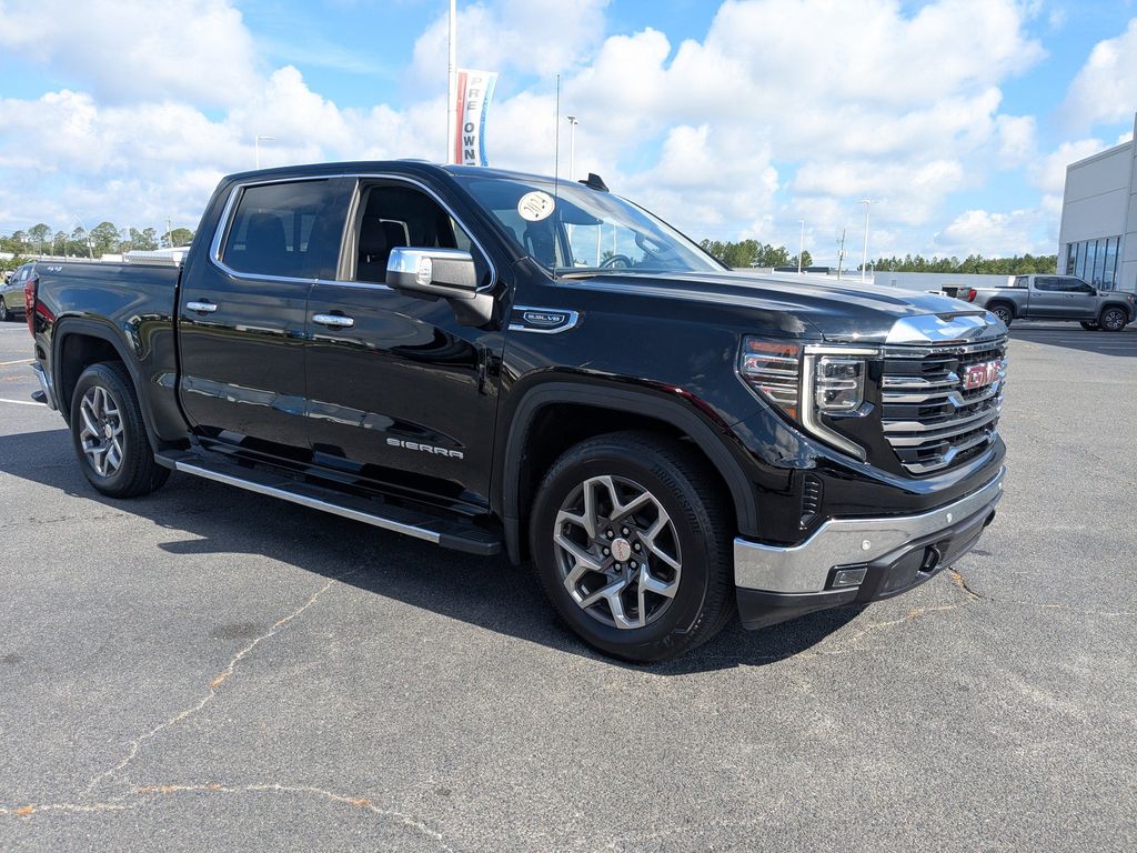 2024 GMC Sierra 1500 - Onyx Black exterior view 2