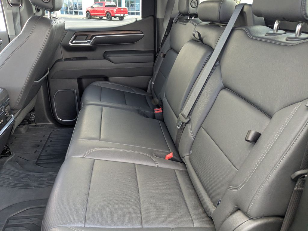 2024 GMC Sierra 1500 - Onyx Black exterior view 14