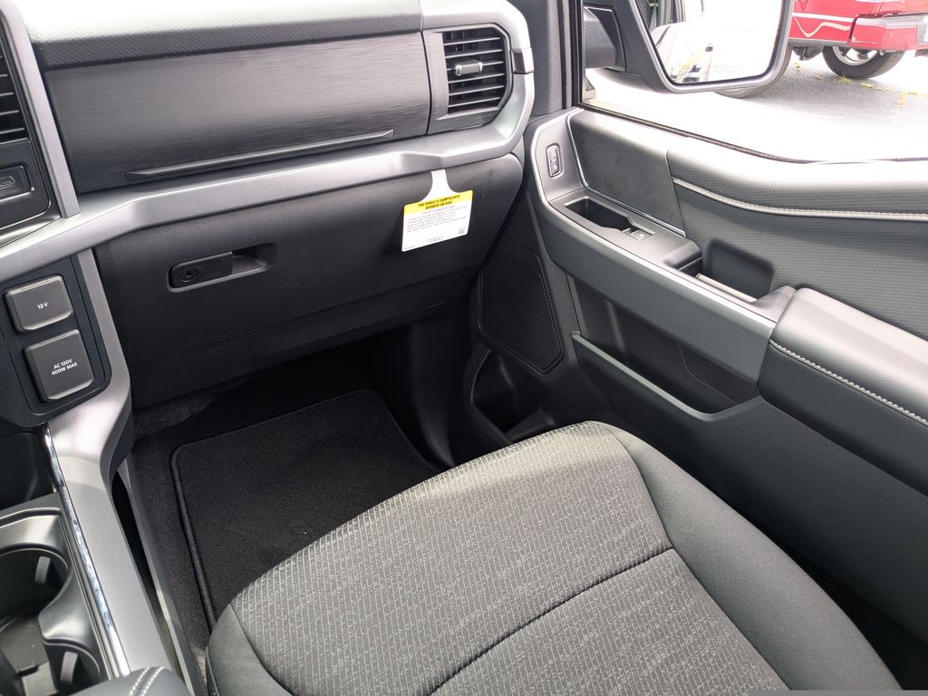 2026 Ford F-150 XLT - Argon Blue Metallic exterior view 17
