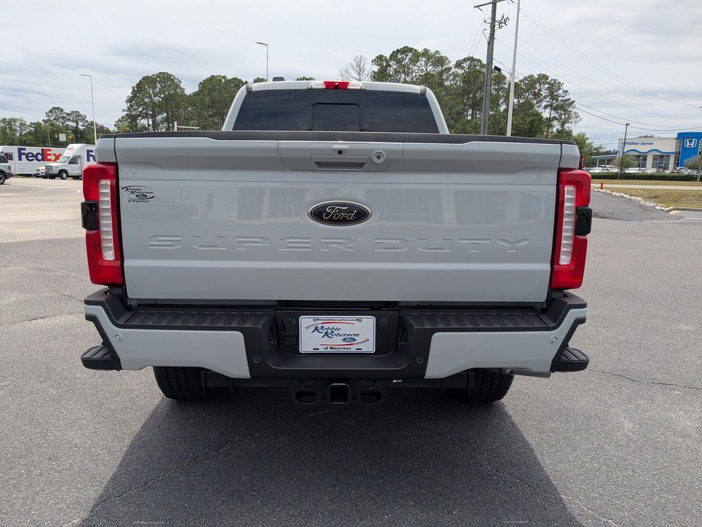 2026 Ford F-250 Super Duty - Avalanche exterior view 5