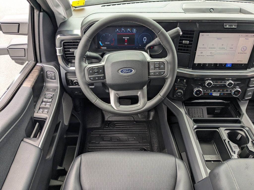 2026 Ford F-250 Super Duty - Star White Metallic Tri-Coat exterior view 16