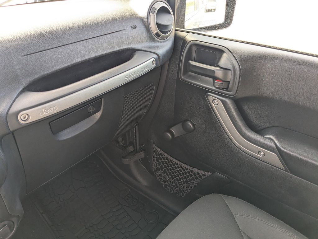 2016 Jeep Wrangler Willys Wheeler - Granite Crystal Metallic Clearcoat exterior view 14