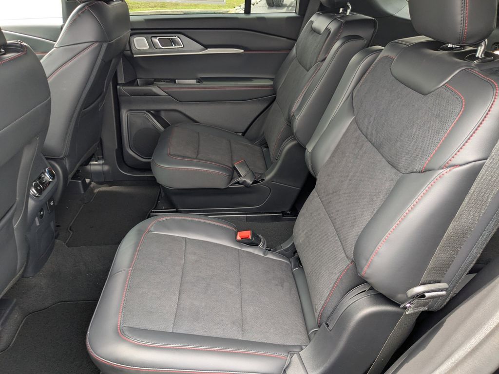 2026 Ford Explorer ST - Agate Black Metallic exterior view 14