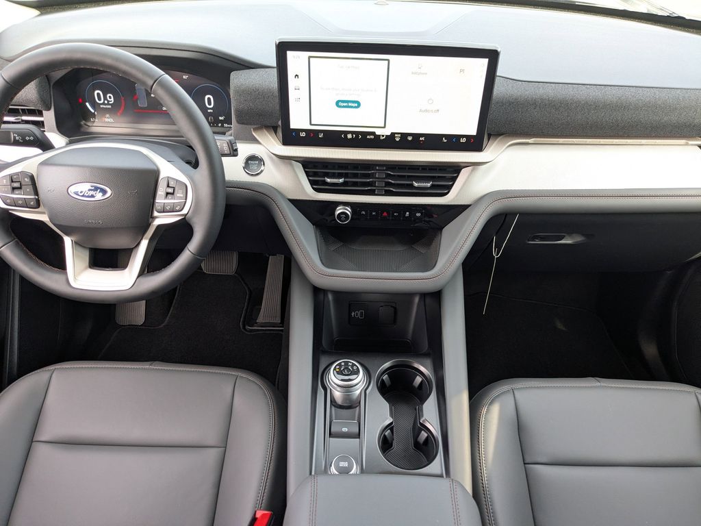 2026 Ford Explorer Active w/200A Pkg - Carbonized Gray Metallic exterior view 15