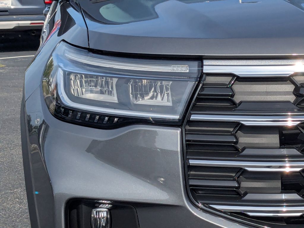 2026 Ford Explorer Active w/200A Pkg - Carbonized Gray Metallic exterior view 10