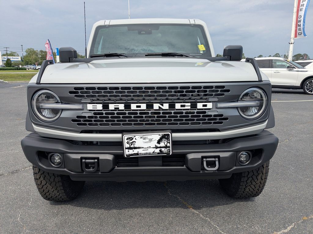 2026 Ford Bronco Badlands - Avalanche Gray exterior view 9