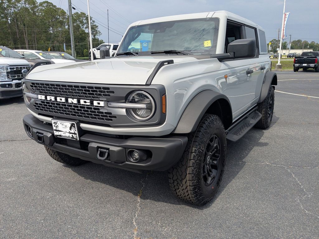 2026 Ford Bronco Badlands - Avalanche Gray exterior view 8