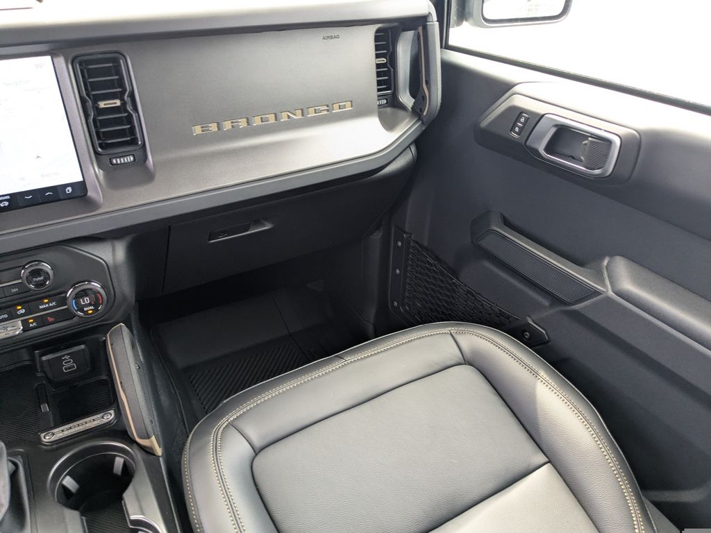 2026 Ford Bronco Badlands - Avalanche Gray exterior view 16