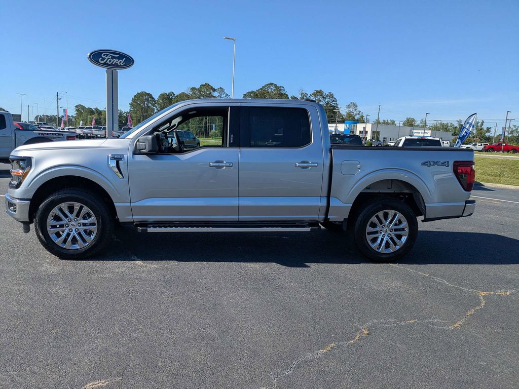 2026 Ford F-150 XLT - Iconic Silver Metallic exterior view 7