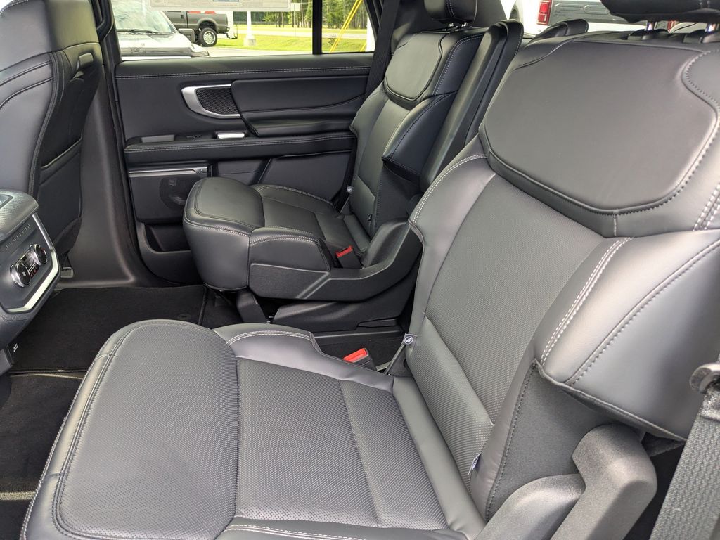 2026 Ford Expedition Platinum - Dark Matter Gray Metallic exterior view 14