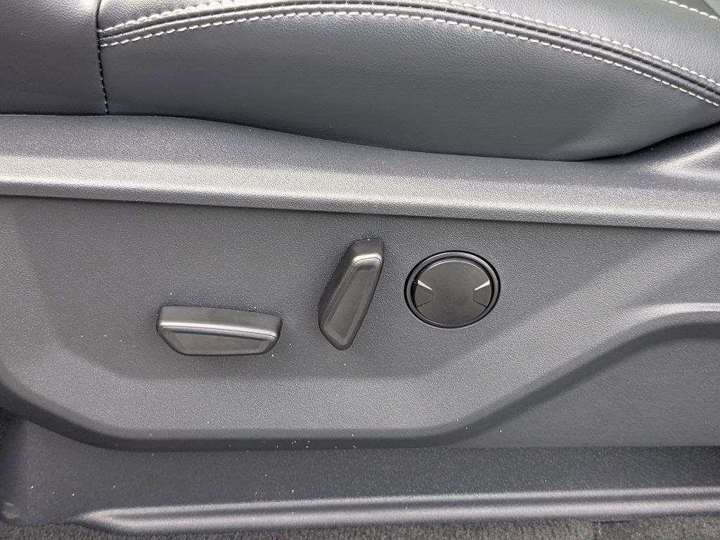 2026 Ford Expedition Platinum - Dark Matter Gray Metallic exterior view 20