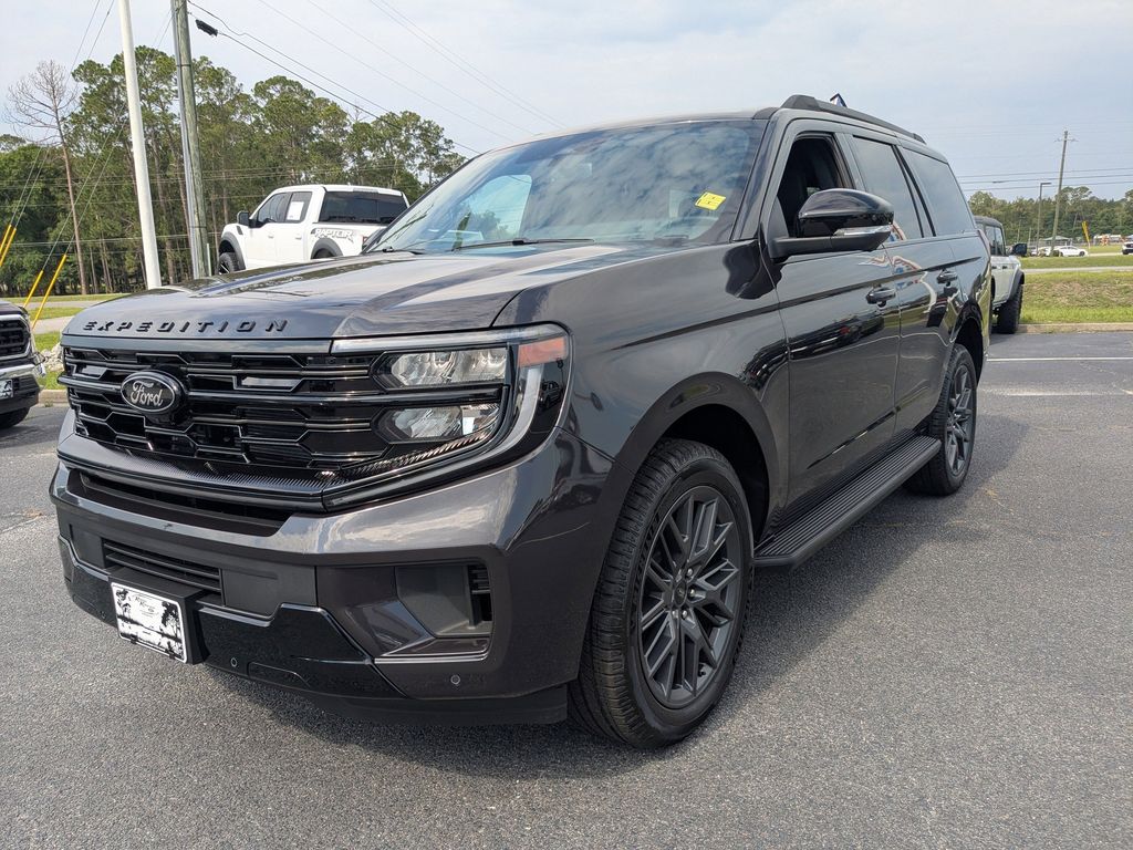 2026 Ford Expedition Platinum - Dark Matter Gray Metallic exterior view 8