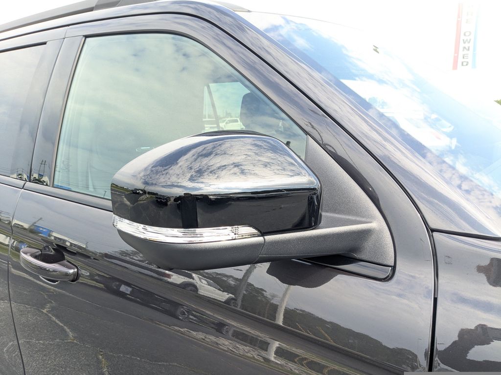 2026 Ford Expedition Platinum - Dark Matter Gray Metallic exterior view 12