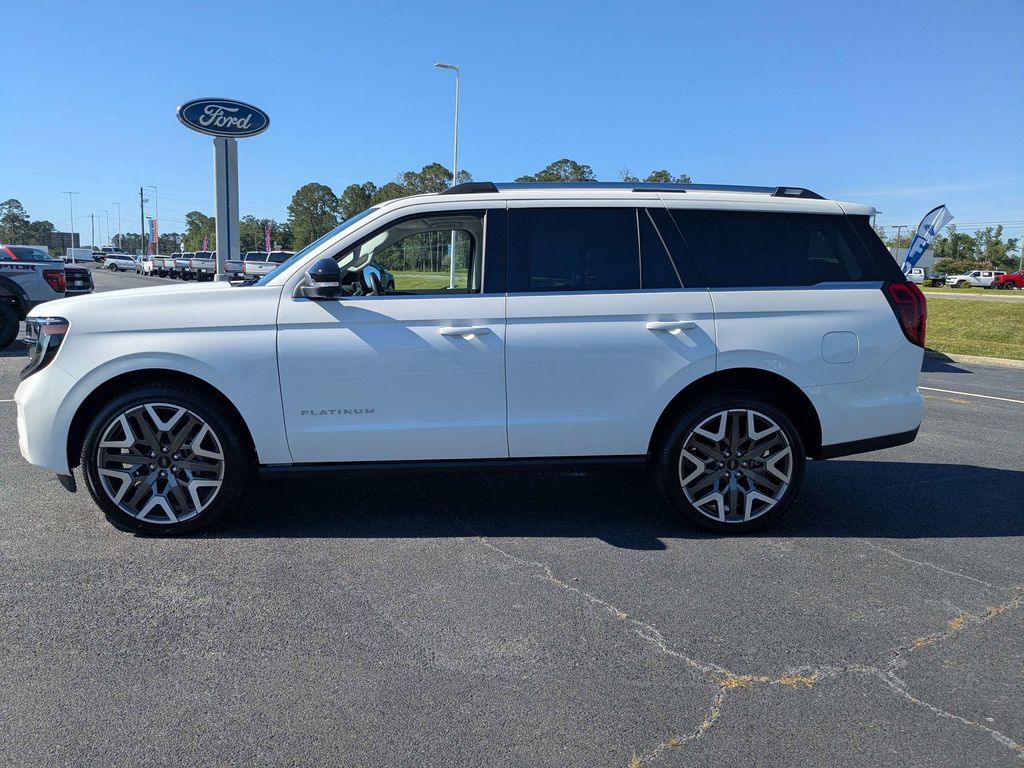 2026 Ford Expedition Platinum - Star White Metallic Tri-Coat exterior view 7