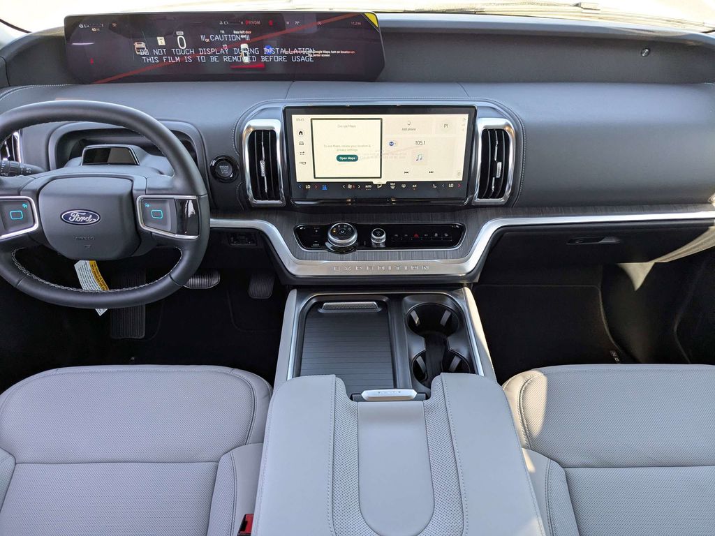 2026 Ford Expedition Platinum - Star White Metallic Tri-Coat exterior view 15