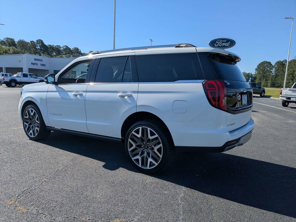 2026 Ford Expedition Platinum - Star White Metallic Tri-Coat exterior view 6