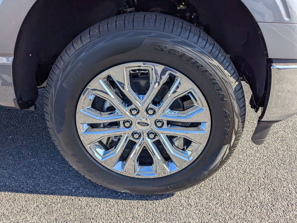 2026 Ford F-150 XLT - Carbonized Gray Metallic exterior view 11