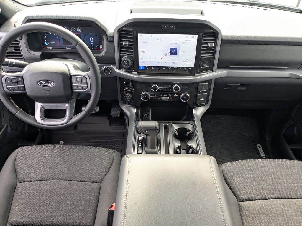 2026 Ford F-150 XLT - Avalanche exterior view 15