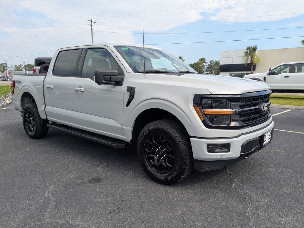 2026 Ford F-150 XLT - Avalanche exterior view 2