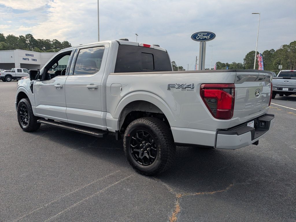 2026 Ford F-150 XLT - Avalanche exterior view 6