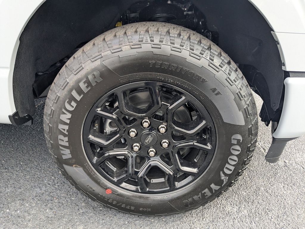 2026 Ford F-150 XLT - Avalanche exterior view 11