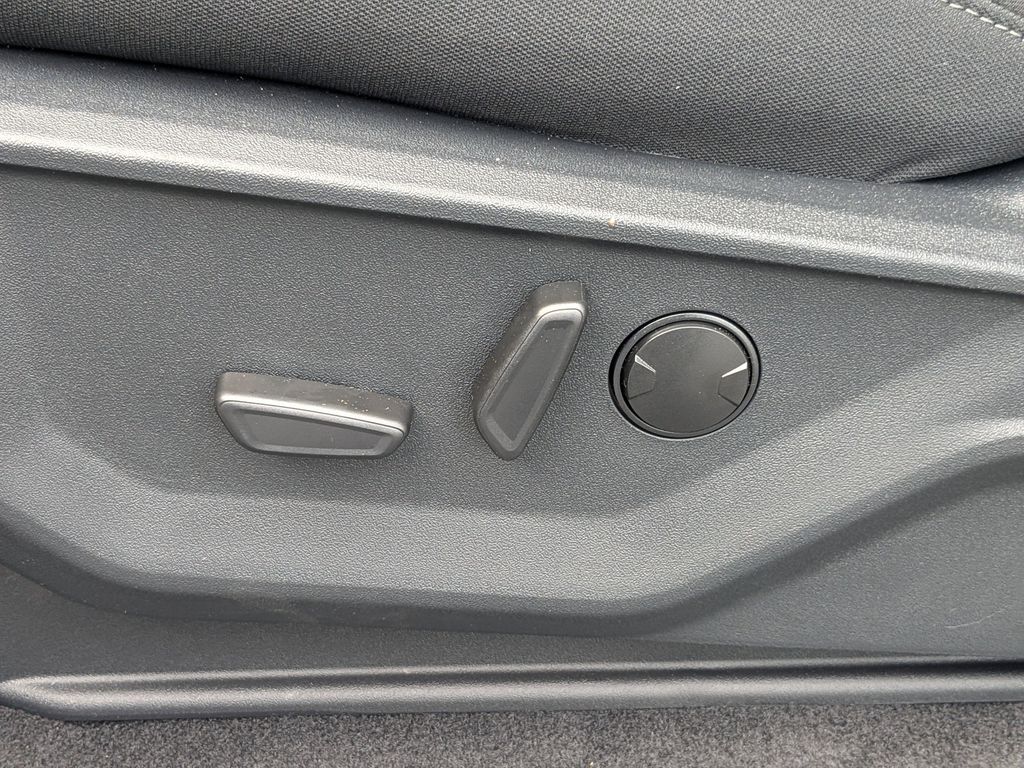 2026 Ford F-150 XLT - Avalanche exterior view 20