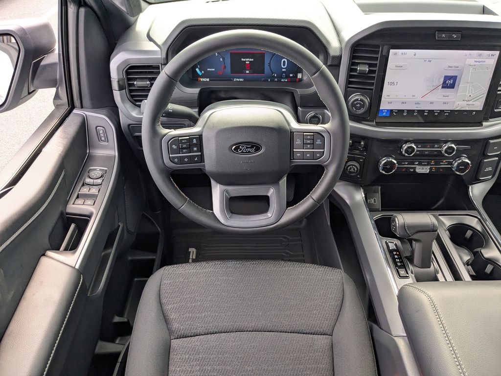 2026 Ford F-150 XLT - Avalanche exterior view 16