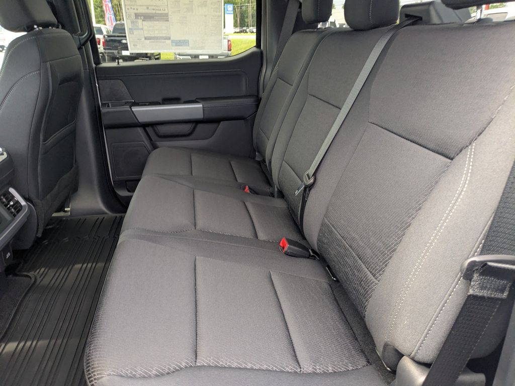 2026 Ford F-150 XLT - Avalanche exterior view 14