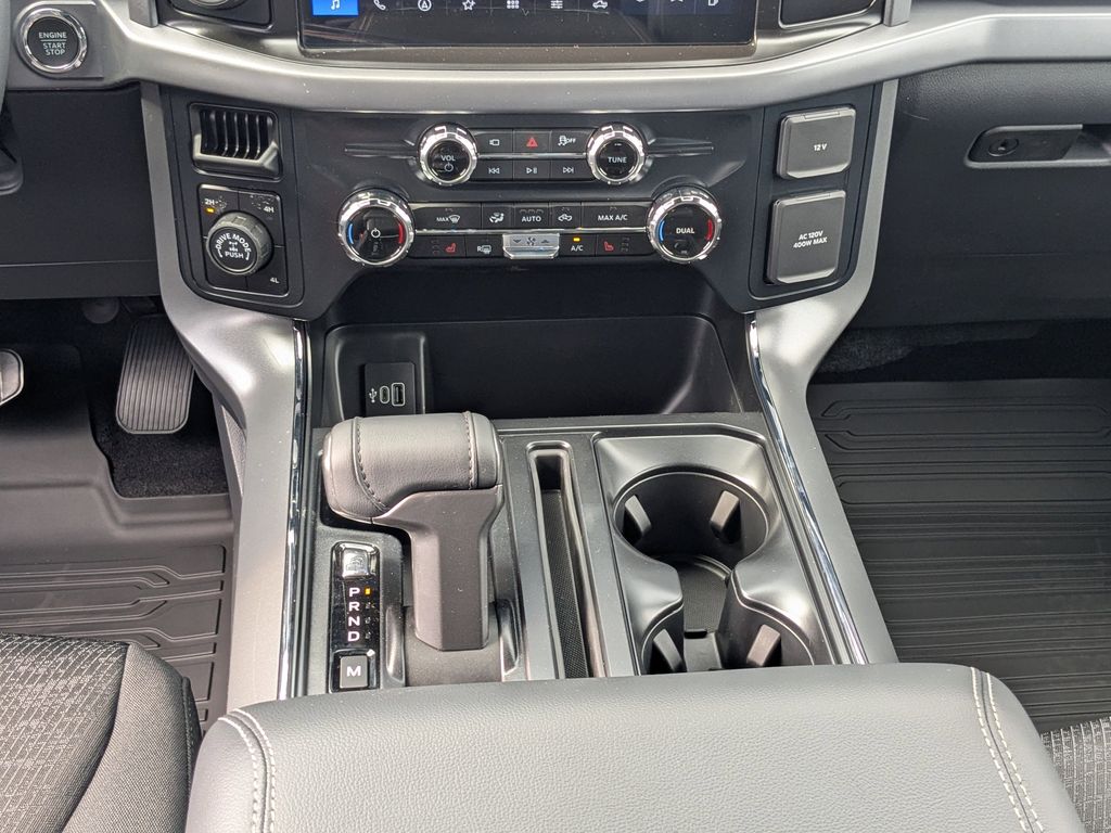 2026 Ford F-150 XLT - Oxford White exterior view 19