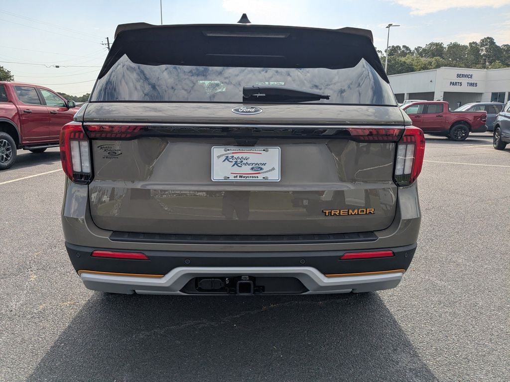 2026 Ford Explorer Tremor - Marsh Gray exterior view 5