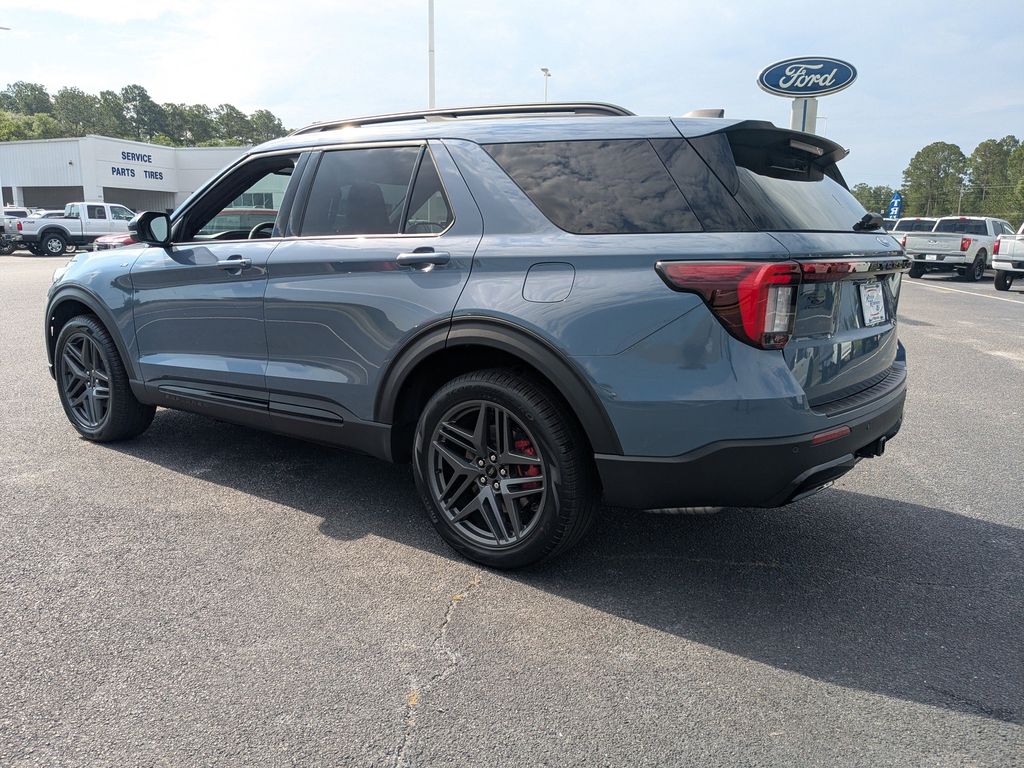 2026 Ford Explorer ST-Line - Vapor Blue Metallic exterior view 6