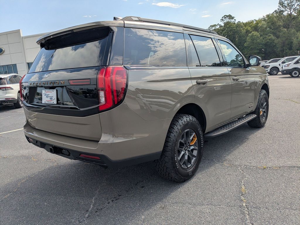 2026 Ford Expedition Tremor - Marsh Gray exterior view 4