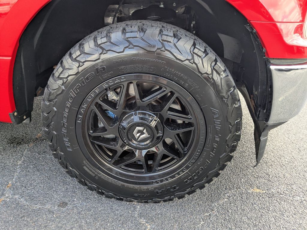 2019 Ford F-150 XLT - Race Red exterior view 11