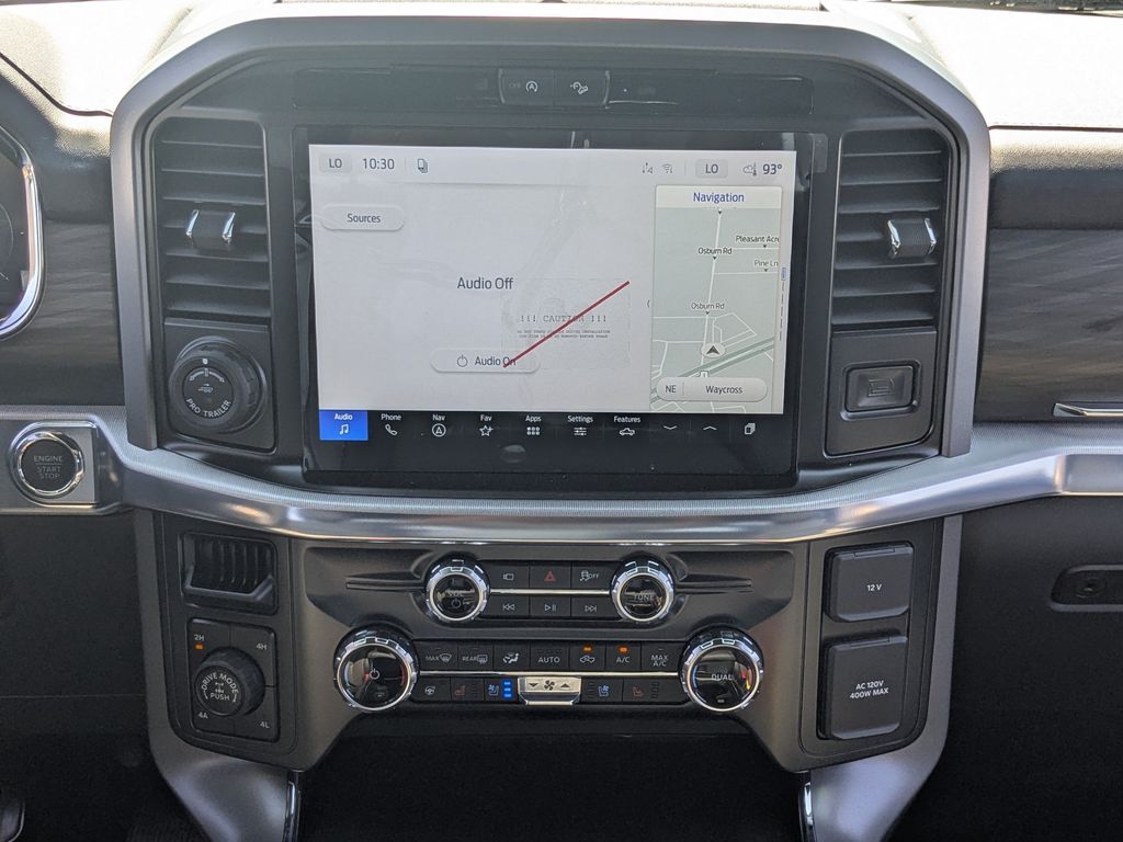 2026 Ford F-150 LARIAT - Star White Metallic Tri-Coat exterior view 16