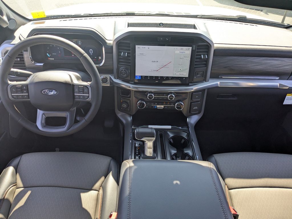 2026 Ford F-150 LARIAT - Star White Metallic Tri-Coat exterior view 13