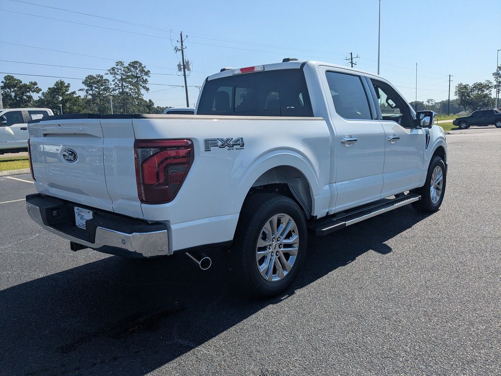 2026 Ford F-150 LARIAT - Star White Metallic Tri-Coat exterior view 6