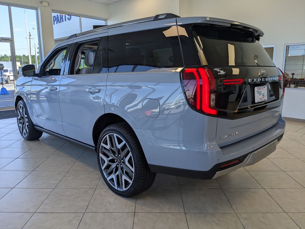 2026 Ford Expedition Platinum - Glacier Gray Metallic Tri-Coat exterior view 4