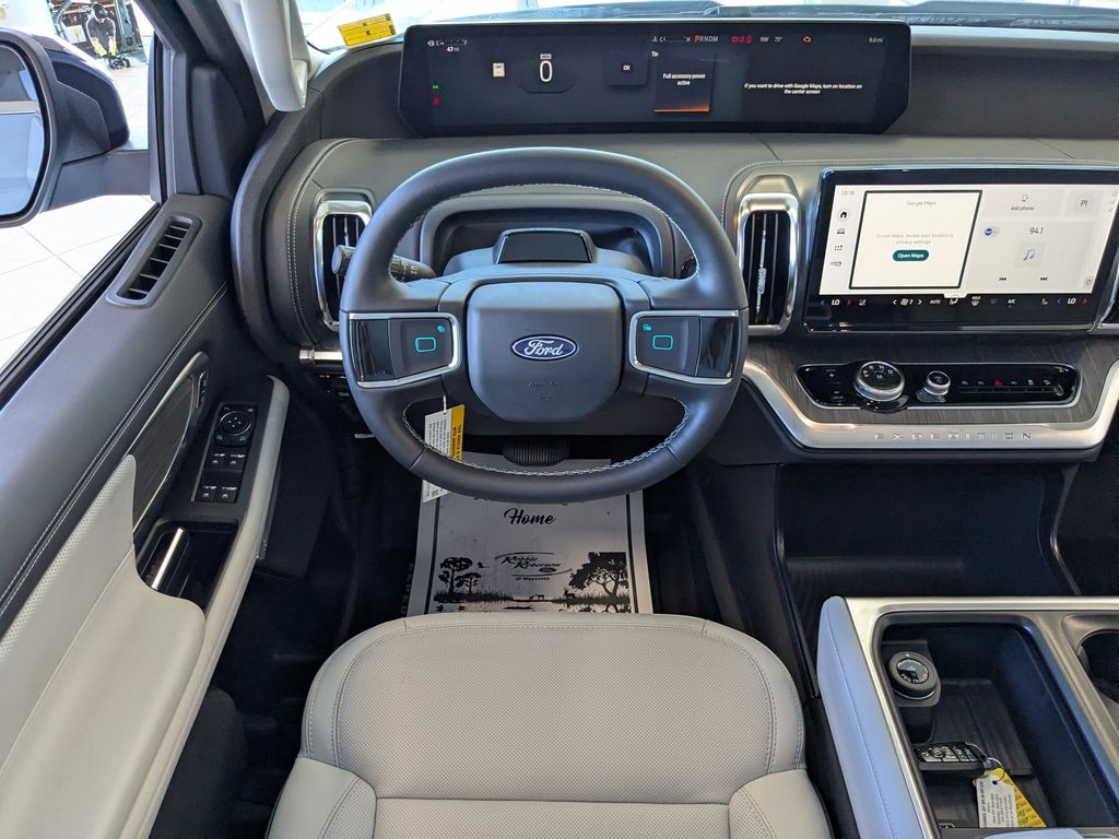 2026 Ford Expedition Platinum - Glacier Gray Metallic Tri-Coat exterior view 13