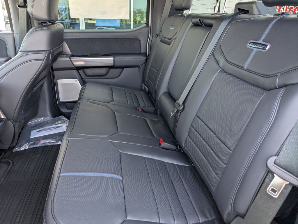 2026 Ford F-250 Super Duty - Avalanche exterior view 14